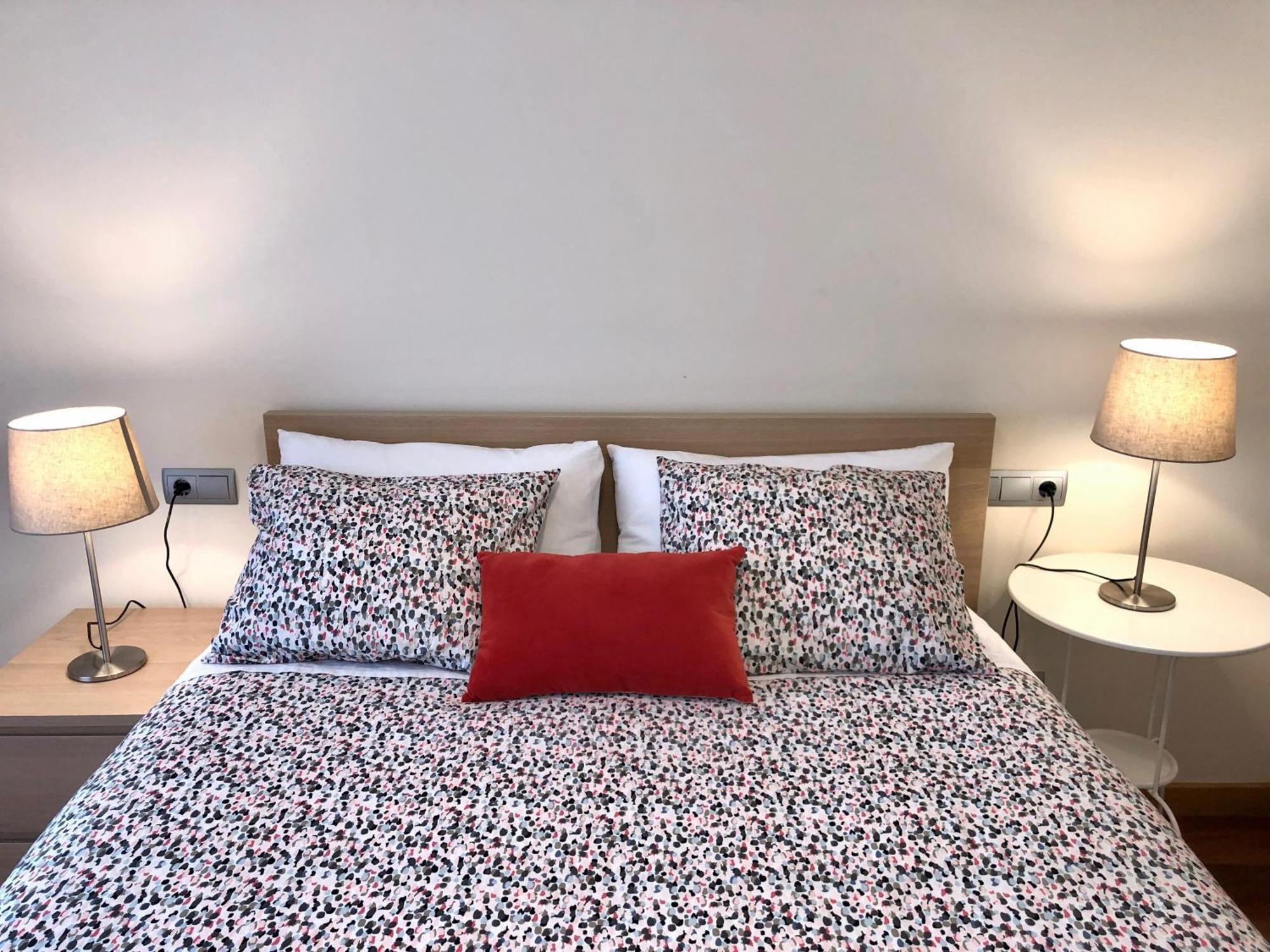 Apartamento Europa Jardin Oviedo Exteriör bild