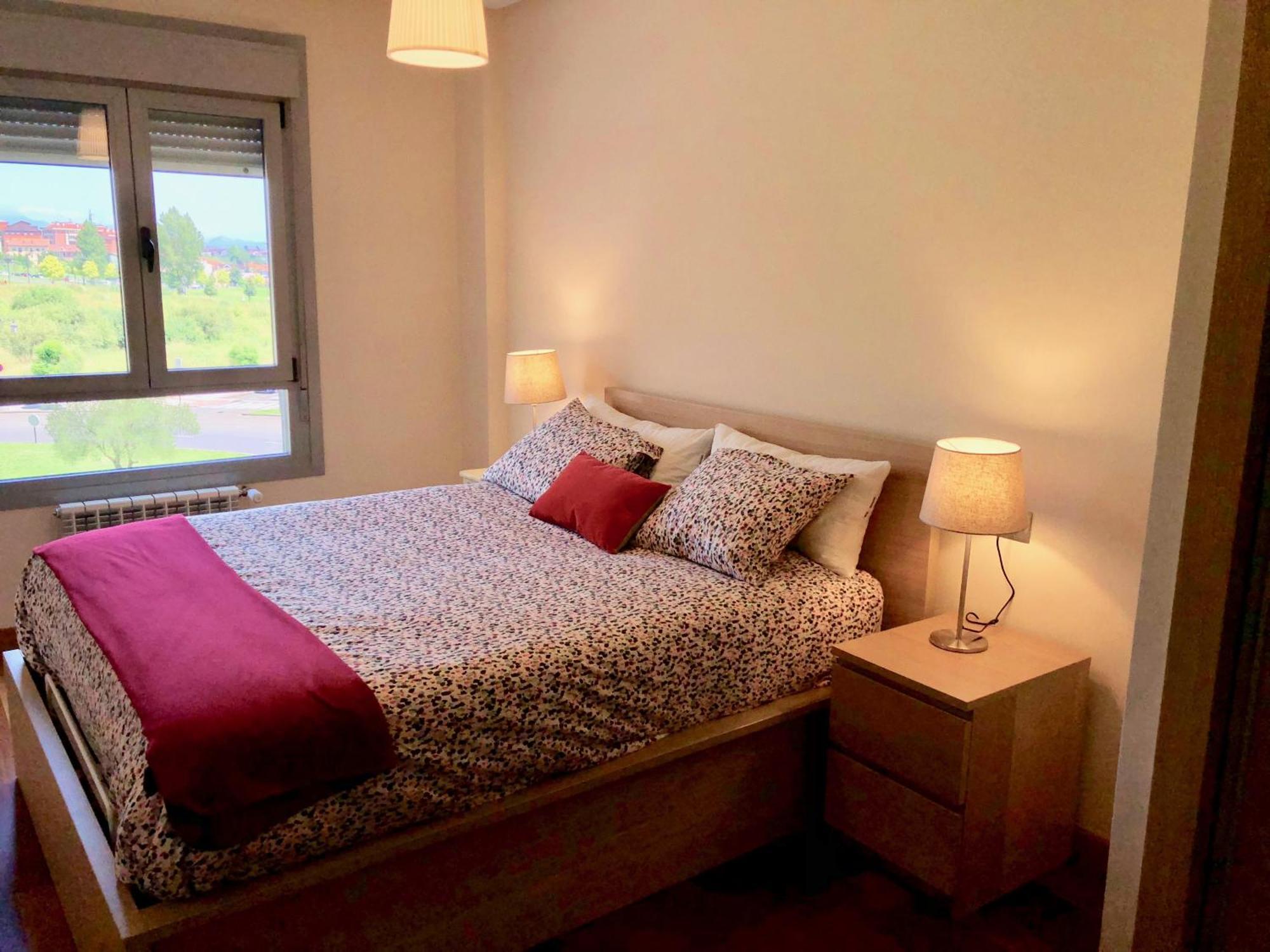 Apartamento Europa Jardin Oviedo Exteriör bild