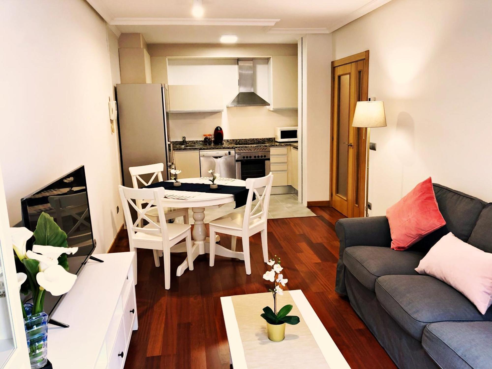Apartamento Europa Jardin Oviedo Exteriör bild